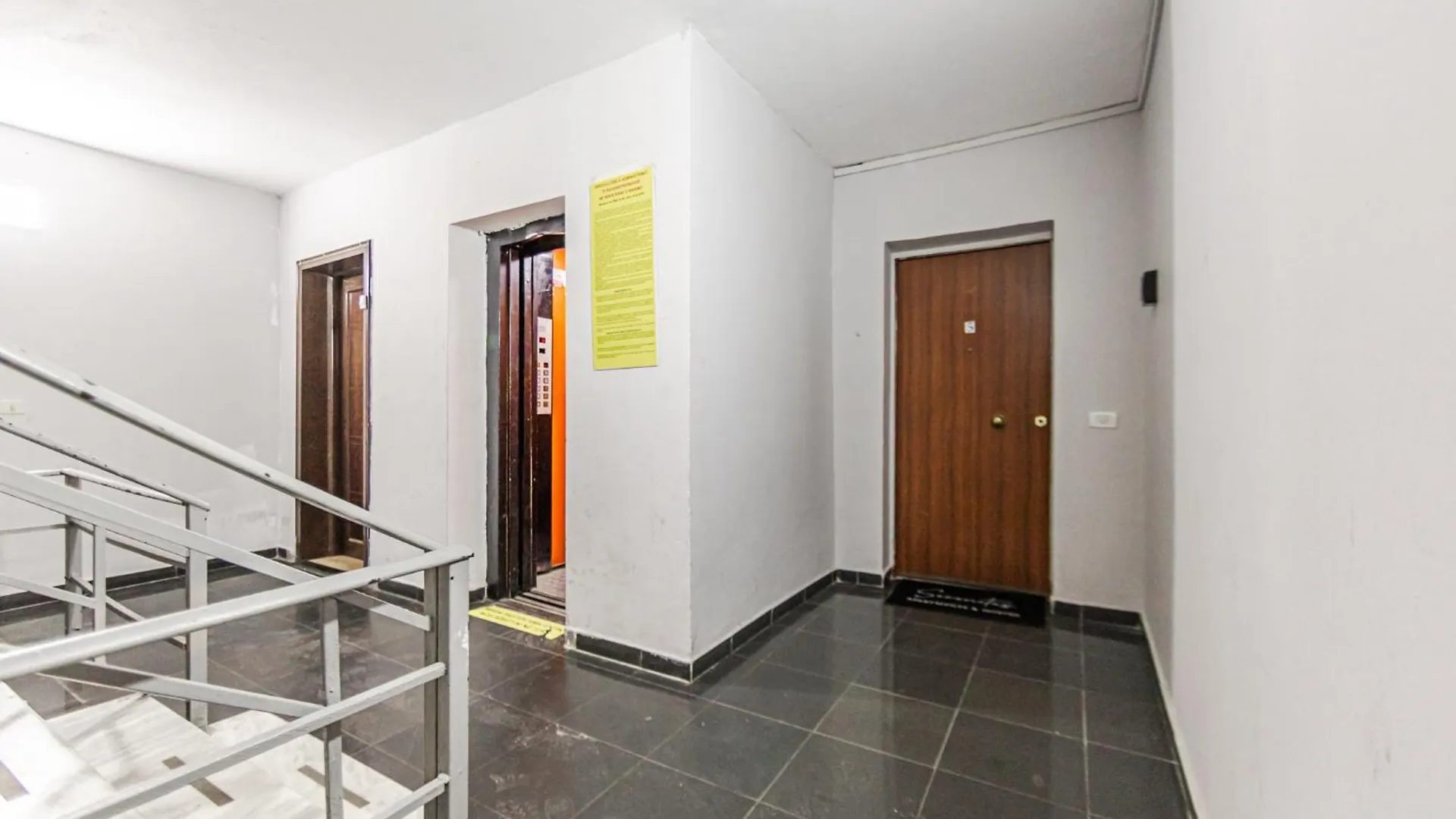 1 Bedroom Loft - Serenitas 1 Tirana 0*,